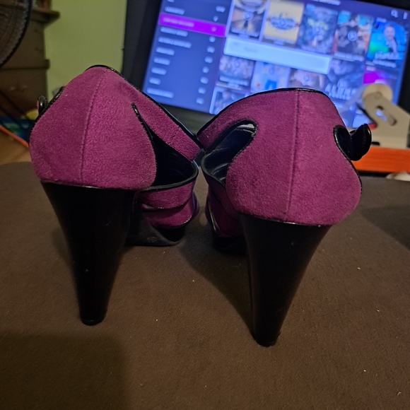 Christian Siriano Heeled Shoes - Picture 8 of 14